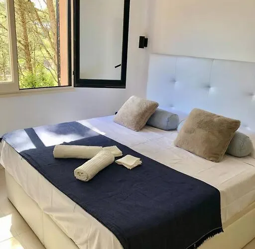 Casa Asia. Relax A 5 Minutos De Calas Top. 巴古尔